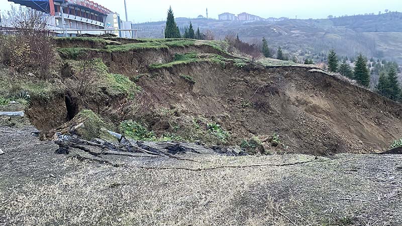 Karabük Üniversitesi Kampüs Alanında Heyelan