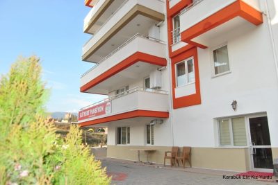 Yurt Binası