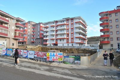 Yurt Binası