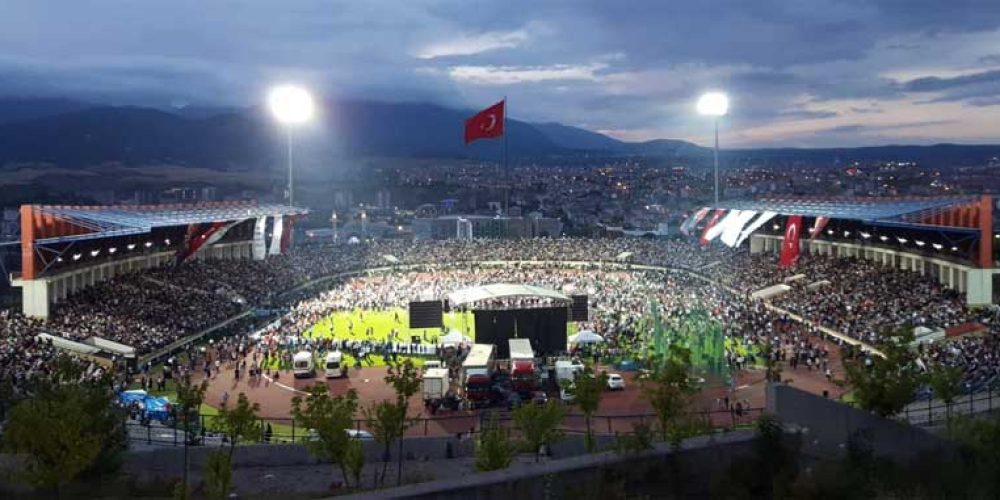 KBÜ Mezuniyet İstiyor