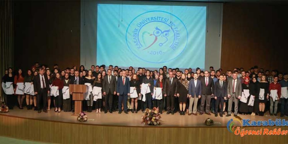 Geleceğin Doktorları Beyaz Önlüklerini Giydi