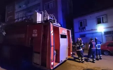 KOMŞUNUN DİKKATİ YAŞLI ÇİFTİ YANMAKTAN KURTARDI