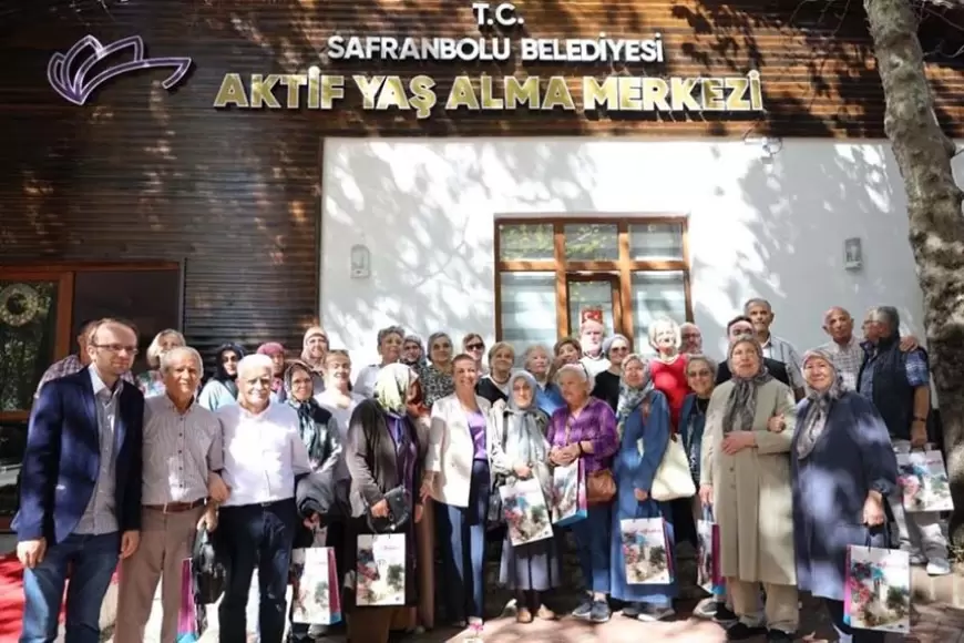 Başkan Köse, Yaşlılar Günü 'nde Yaşlılarla Bir Arada