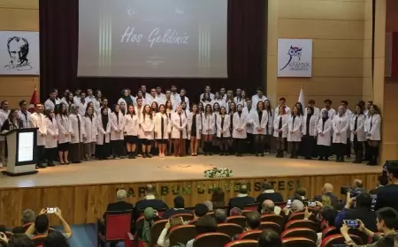 KBÜ Diş Hekimliği Fakültesi Öğrencileri Beyaz Önlüklerini Giydi