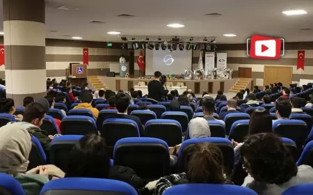 KBÜ’de Bilişim Sektörünün Öncüleri Devfest Karabük’te Konuştu