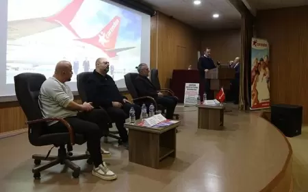 Karabük Üniversitesi'nde Turizm Öğrencilerine "Mesleğimiz Turizm" Semineri